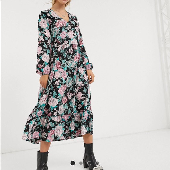 ASOS Dresses & Skirts - Floral and Rose Dress